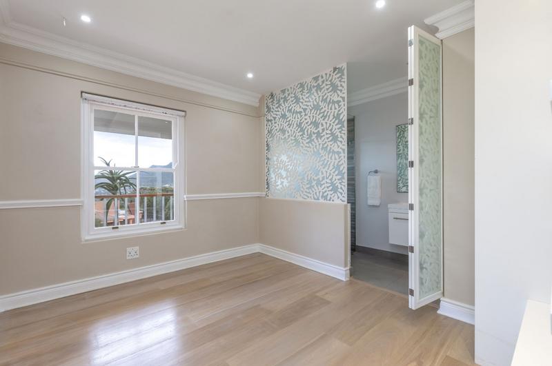 5 Bedroom Property for Sale in Ruyteplaats Western Cape
